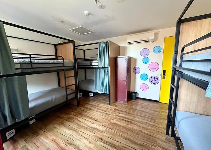 Flinders Backpackers Hostel